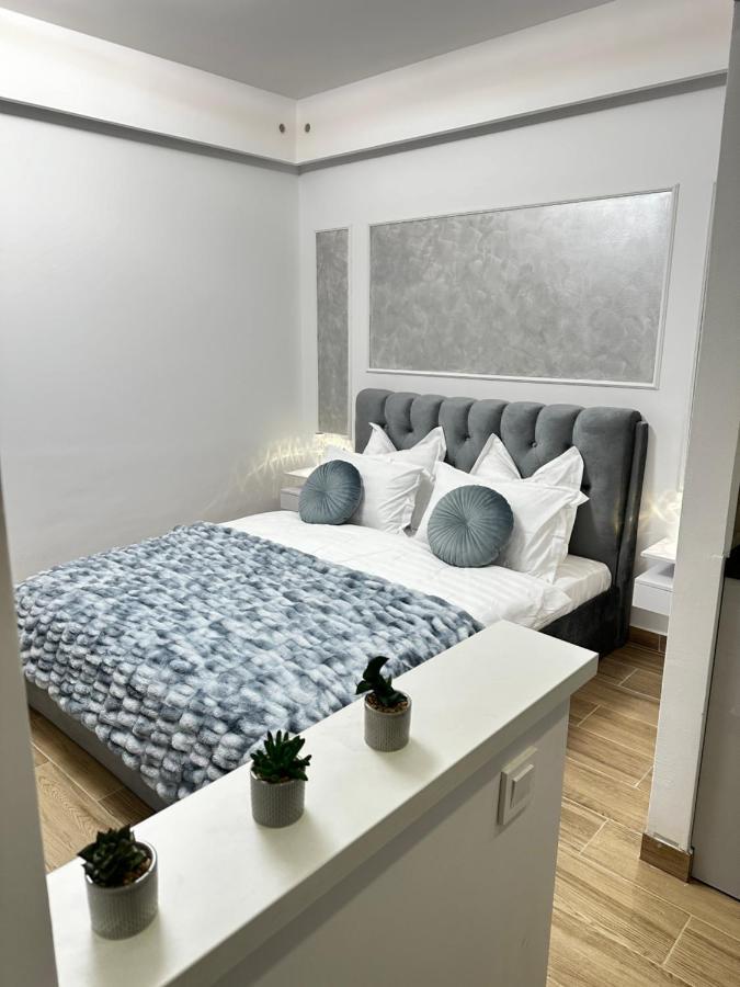 Luxury Studio 7 Rosu Exterior photo